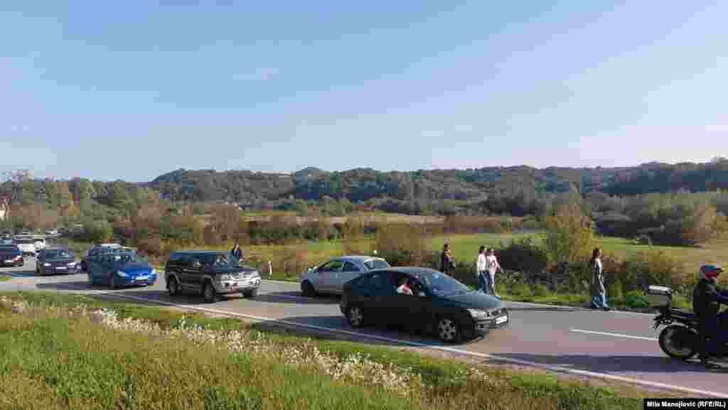 Protest je prošao bez incidenata, a nakon jednočasovne blokade, saobraćaj na magistralnom putu Valjevo-Loznica ponovo je uspostavljen, 19. oktobar 2024.