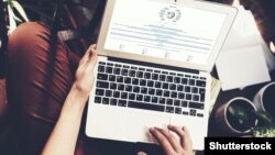 Vođena podatkom da je svega 20 procenata od ukupno 1,7 miliona biografija na ovoj digitalnoj enciklopediji posvećeno ženama, Vikimedija Srbija organizovala je maraton za pisanje biografija žena u periodu od 1. do 8. marta