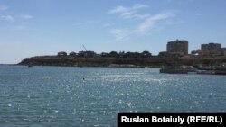 Каспийское море у берегов Актау. 25 июня 2016 года.