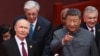 Ruski predsednik Vladimir Putin i kineski lider Si Đinping uoči vojne parade na Trgu Tjenanmen u Pekingu, 3. septembar 2025.
