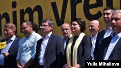 Membri PAS în timpul campaniei electorale
