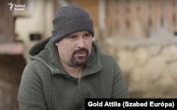 Sifter László szerint az a baj, hogy hitt a polgármesternek, hogy nem lesz bajuk, ha megveszik a házat