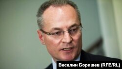 Лозан Панов