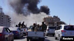 Forcat e sigurisë siriane gjatë përleshjeve në Suveida më 15 korrik 2025. 