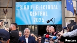 Călin Georgescu, candidatul de extremă dreapta pro-rus care și-a depus candidatura pentru reluarea scrutinului din luna mai, pe 7 martie 2025.