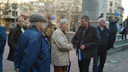 Direktor programa N1 Jugoslav Ćosić na protestu u Beogradu