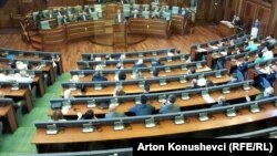 Rezoluciju opozicione Alijanse za budućnost Kosova Ramuša Haradinaja podržale su sve političke partije