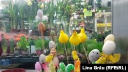 Ouă și decorațiuni de Paște - oferta unei florării din Praga, pe timp de pandemie