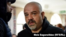 თენგიზ კალანდია