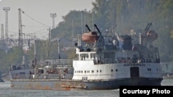 Танкер "Волгонефть-212", архивное фото