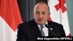 Представители «Грузинской мечты» фактически обвинили главу государства в покровительстве наркоторговли