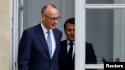 Фридрих Мерц с Эммануэлем Макроном в Париже 