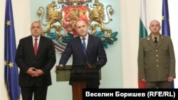 Румен Радев, Бойко Борисов и ген. Мутафчийски