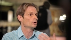 Srđa Popović: Svi pričaju o mladima, a niko ih ne sluša