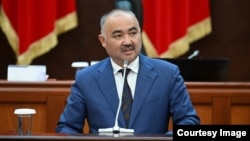 Нурланбек Шакиев.