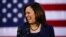 Kamala Harris duke qeshur pas konfirmimit të kandidaturës së saj për nënpresidente, në qytetin e saj të lindjes, Oakland, në Kaliforni, më 2019.<br />
<br />
Harris, 59 vjeçe, është gruaja e parë me ngjyrë që ka shërbyer si kryeprokurore e Kalifornisë, aziatikojugorja-amerikania e parë dhe afro-amerikania e dytë që është zgjedhur në Senatin amerikan, dhe gruaja e parë, afro-amerikanja e parë dhe aziatiko-amerikanja e parë nënpresidente e Shteteve të Bashkuara.