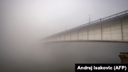 Brankov most u Beogradu magli, januar 2020. 
