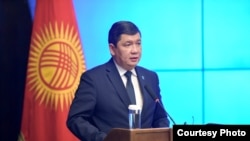 Айбек Жунушалиев.