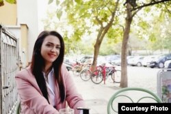 Кристина Михајловска, координаторка на младинските центри „Сакам да знам“ на ХЕРА