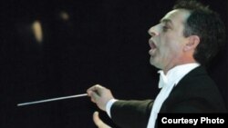 Бујар Липај, диригент.