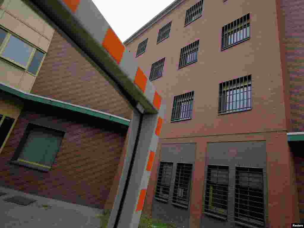 Fotograf Reutersa Damir Šagolj dobio je ekskluzivni pristup pritvorskoj jedinici Haškog tribunala.