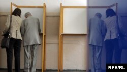 Glasanje na izborima u Podogorici - iz arhive