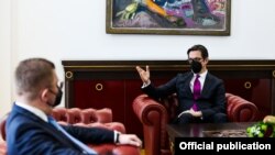 Стево Пендаровски и Христијан Мицкоски