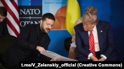 Volodimir Zelenski i Donald Trump u Hagu 25. juna 2025.