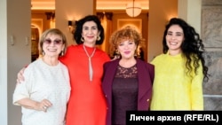От ляво надясно: диригентката Ваня Монева, принцеса Теодора фон Ауерсперг, журналистката Олга Бузина, пианистката Надежда Цанова.