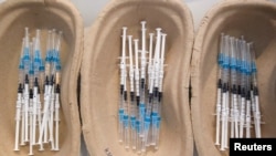 Илустрација - Дози вакцини против ковид-19