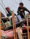 Afghan Exodus from Pakistan Continues Despite Deadly Earthquake