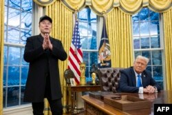 Miliardarul Elon Musk, unul dintre cei mai importanți oameni din actuala Administrație de la Washington, a încurajat germanii să voteze cu extremiștii de la AfD și acum pune sub semnul întrebării alegerile din România.