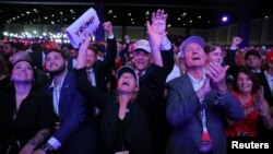  Pristalice Donalda Trumpa tokom proglašenja rezultata u Palm Beachu, Florida, SAD, 6. novembra 2024.