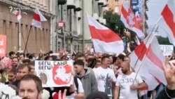 Ample proteste și vehicule militare blindate la Minsk