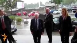 Нимиц на средби со Попоски и со Груевски