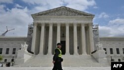 Criticii lui Trump se tem că el ar putea finaliza procesul transformării Curții Supreme de Justiție într-o mașină de vot conservatoare.