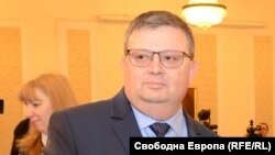 Бившият главен прокурор Сотир Цацаров сега оглавява антикорупционната комисия (КПКОНПИ)