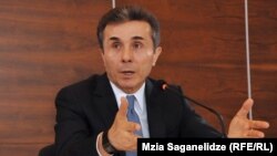 По мнению Иванишвили, парламент, отложив решение по этому вопросу до весны, поступил правильно