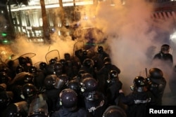 სპეცდანიშნულების რაზმი პარლამენტთან 8 მარტის ღამეს