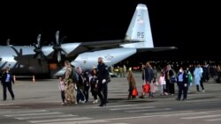 Grupi i parë i afganëve arrin në Kosovë