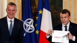 Emmanuel Macron și Jens Stoltenberg la Paris, 19 decembrie 2017