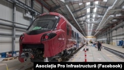 Din cele 37 de trenuri electrice cumpărate de România de la Alstom, doar cinci au ajuns în țară și numai trei dintre acestea sunt în circulație.