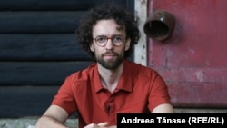 Bogdan Micu este un antreprenor român cu afaceri de milioane de euro în zona de energie regenerabilă. 