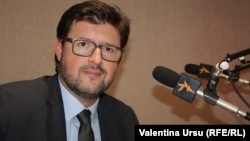 Андрей Попов