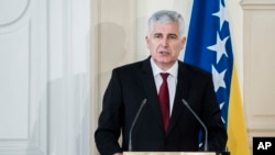 Dragan Čović (na fotografiji) Dragan Čović nikakvog pravnog niti političkog uporišta nema za ucjene