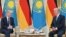Kazakhstan -- Kazakh President Kassym-Zhomart Tokayev (R) and German Chancellor Olaf Scholz
