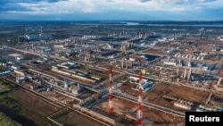 Rafinerija ruske kompanije Lukoil u Volgogradu, Rusija, 22. april 2022.
