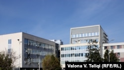 Kosovski parlament, bez datuma