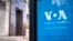 Un indicator către postul american Voice of America - Washington, DC