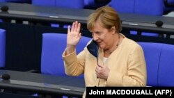 Nemačka kancelarka Angela Merkel tokom obraćanja u Bundestagu, 7. septembar 2021. 
